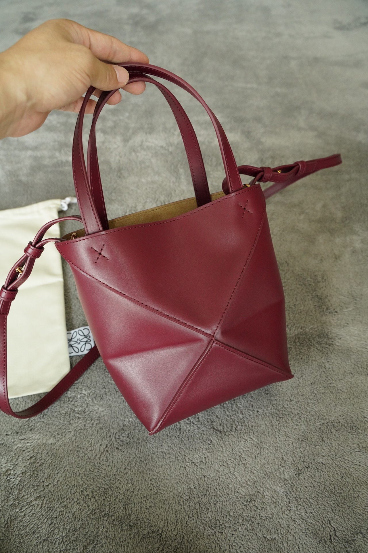 LOEWE Mini/Medium Puzzle Fold tote in shiny calfskin Dark Burgundy