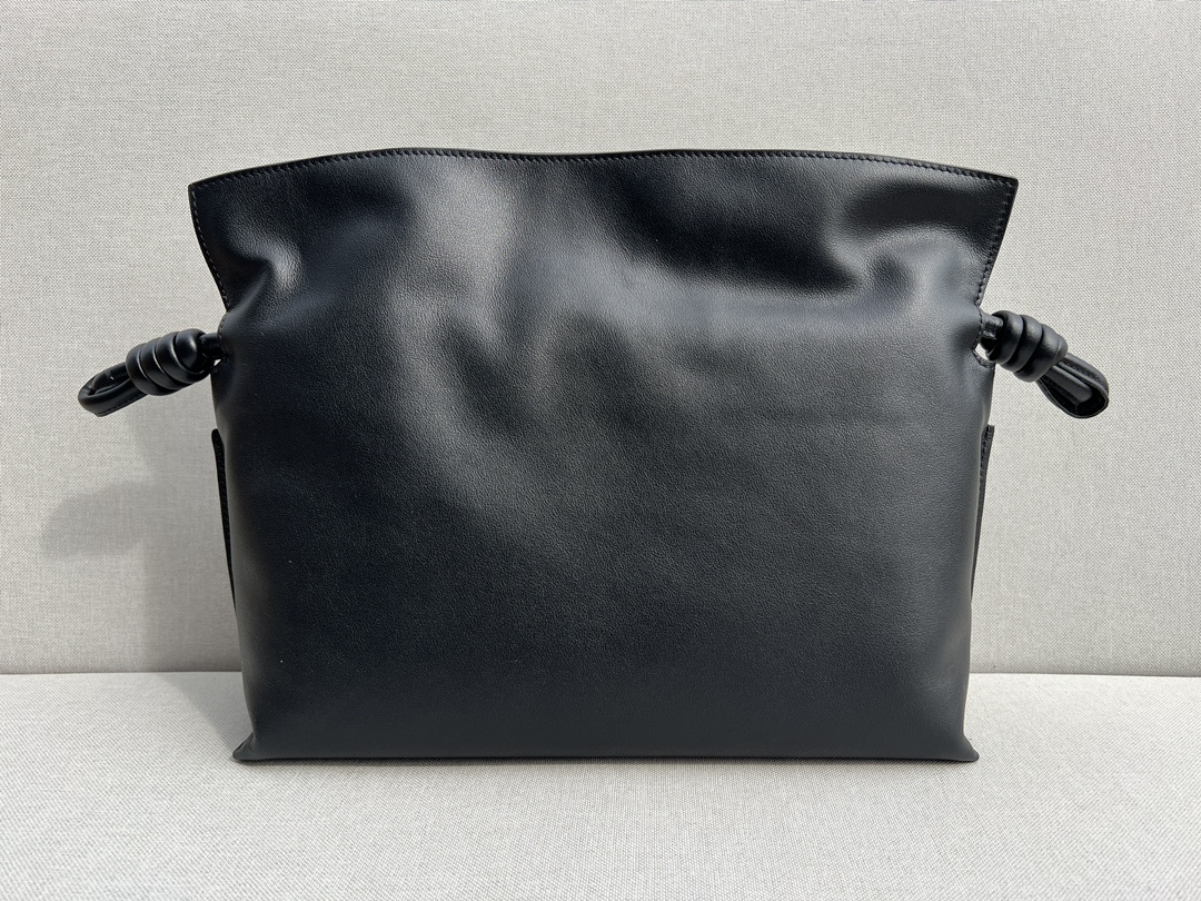 LOEWE Medium Flamenco clutch in nappa calfskin Black