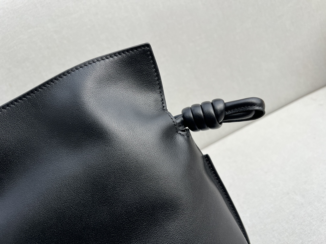 LOEWE Medium Flamenco clutch in nappa calfskin Black