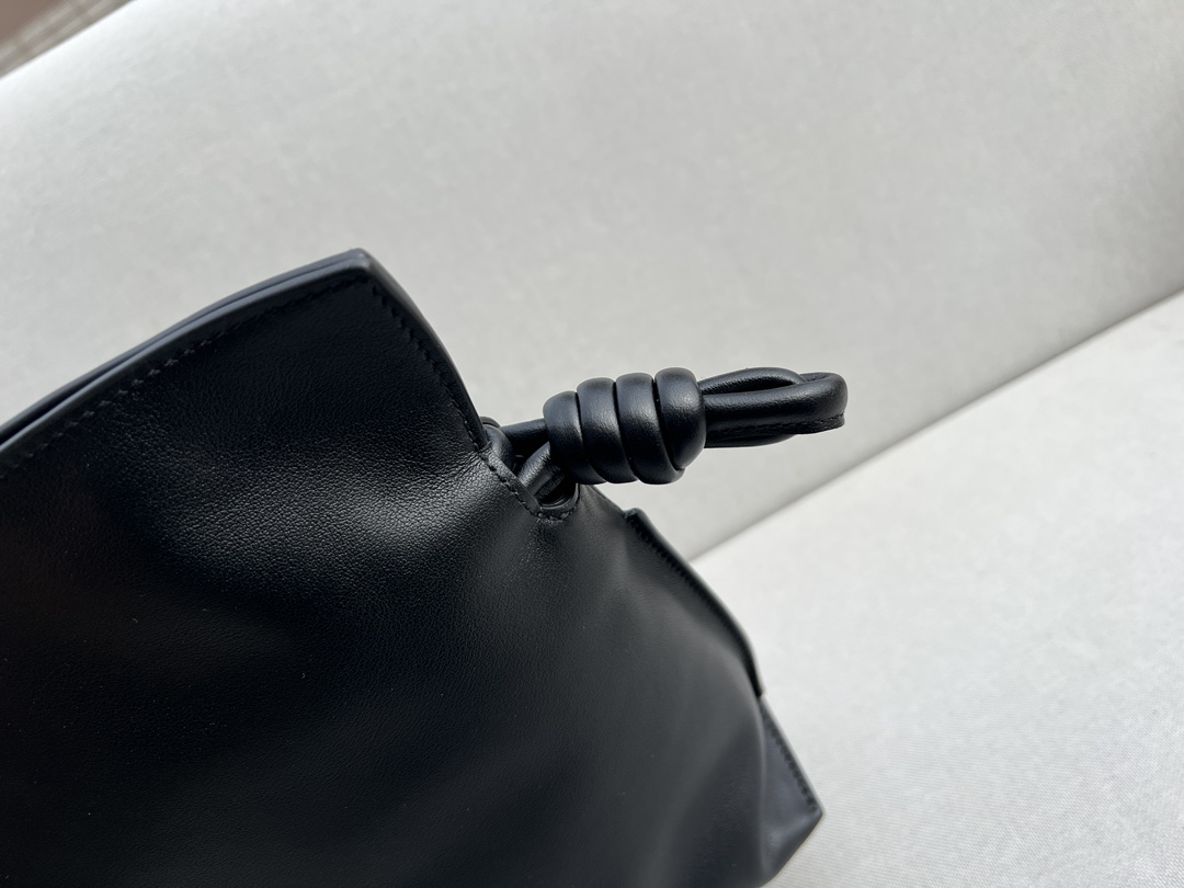 LOEWE Medium Flamenco clutch in nappa calfskin Black