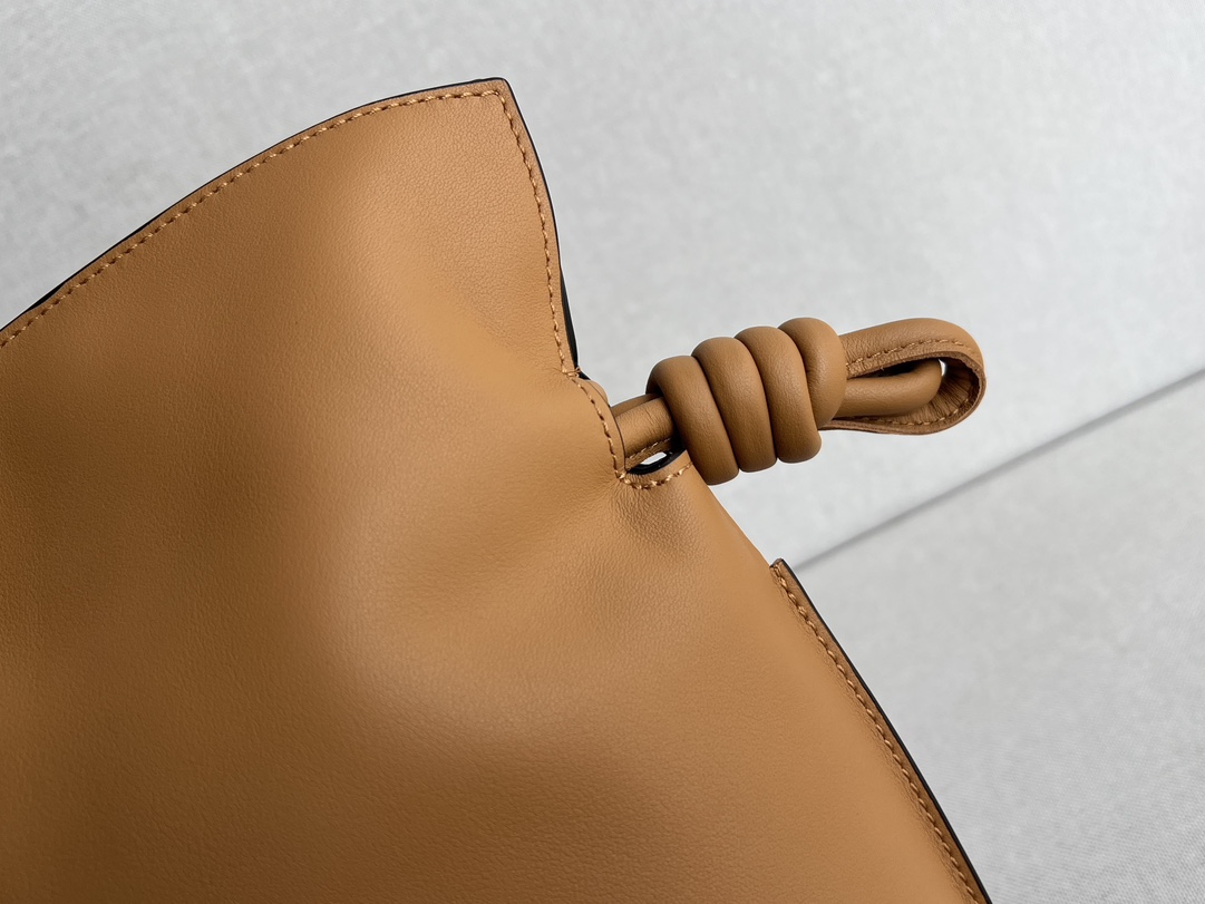 LOEWE Medium Flamenco clutch in nappa calfskin Warm Desert