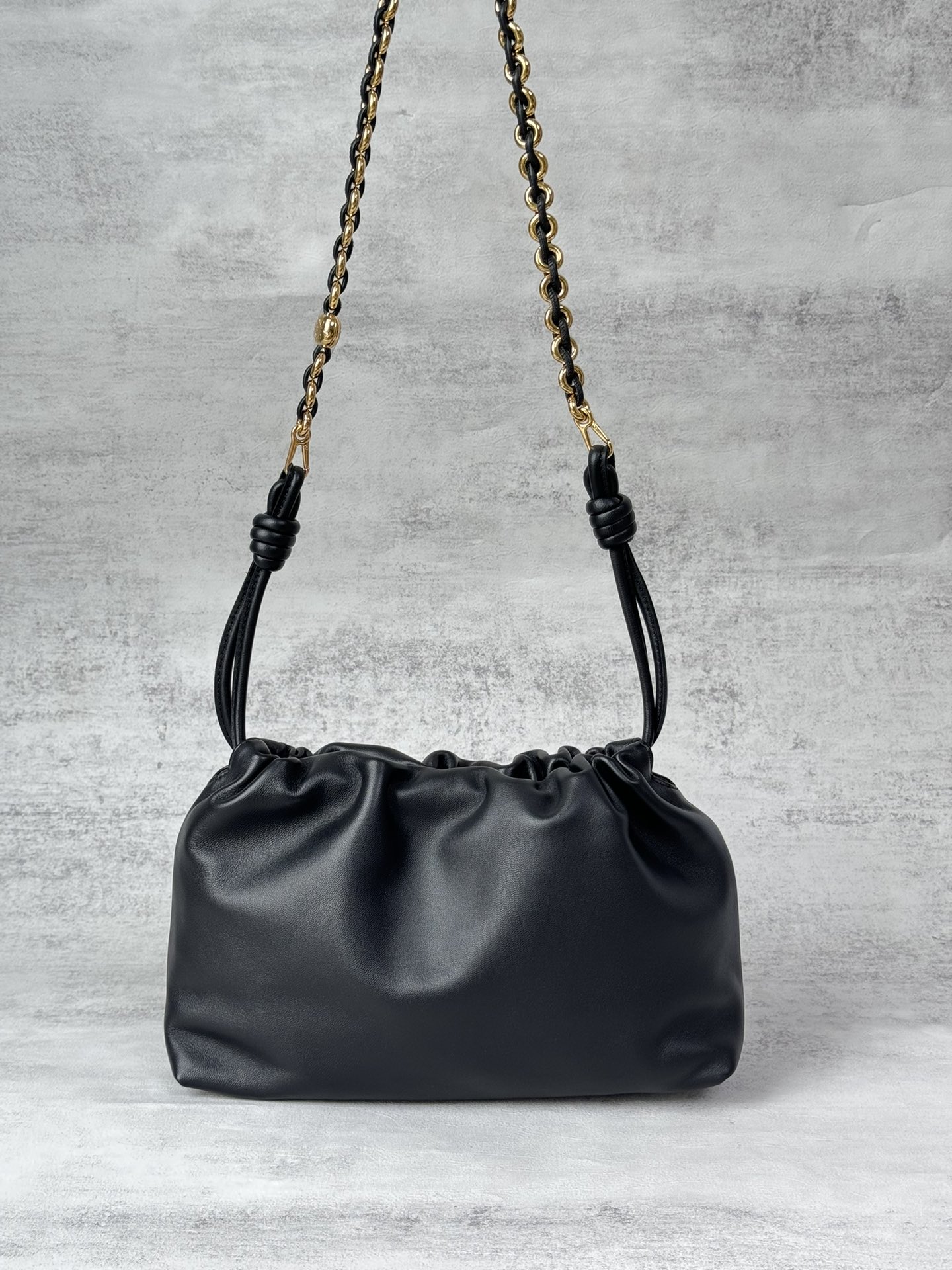 LOEWE Medium Flamenco purse in mellow nappa lambskin Black