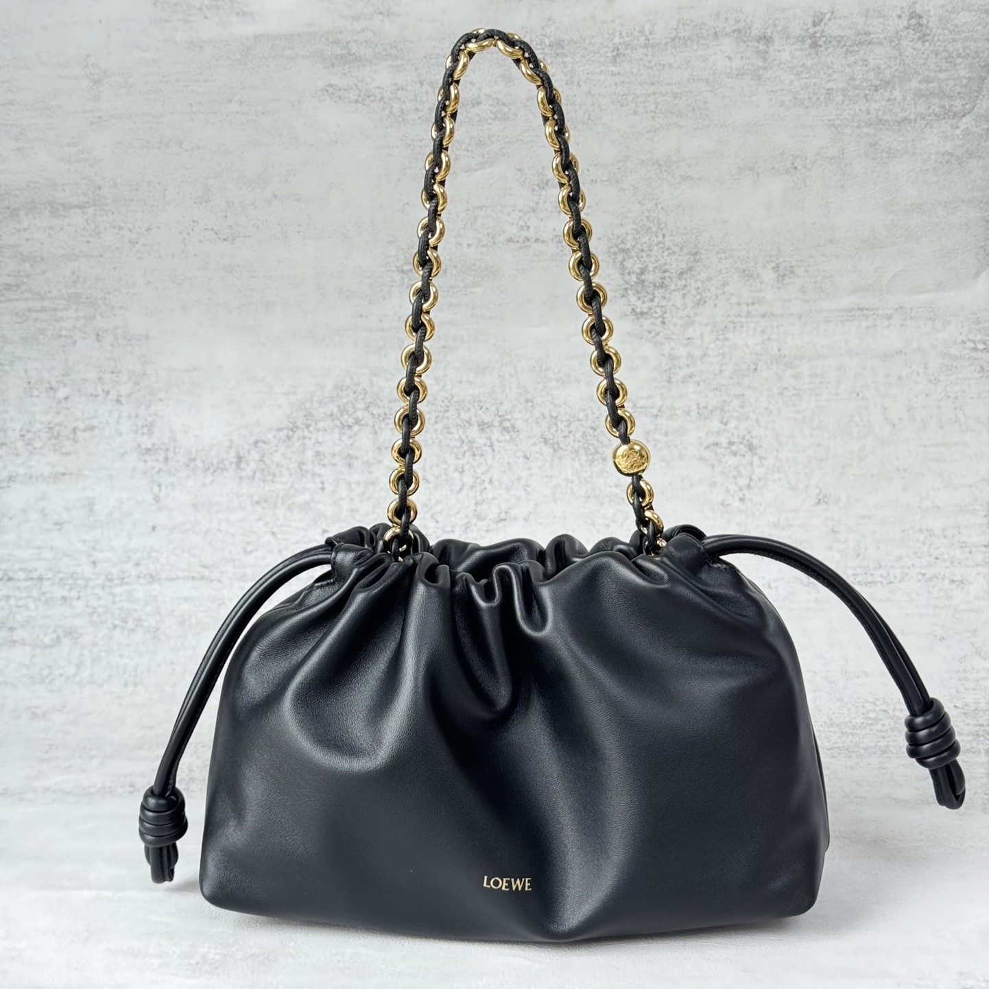 LOEWE Medium Flamenco purse in mellow nappa lambskin Black