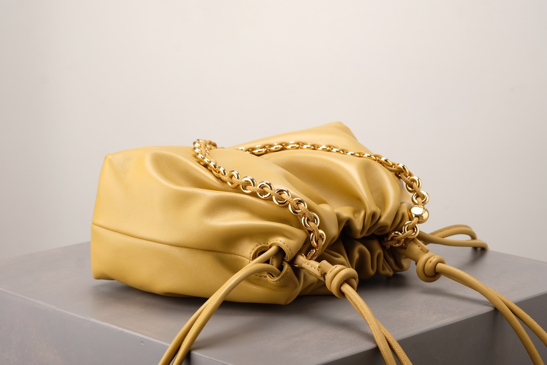 LOEWE Medium Flamenco purse in mellow nappa lambskin Sahara