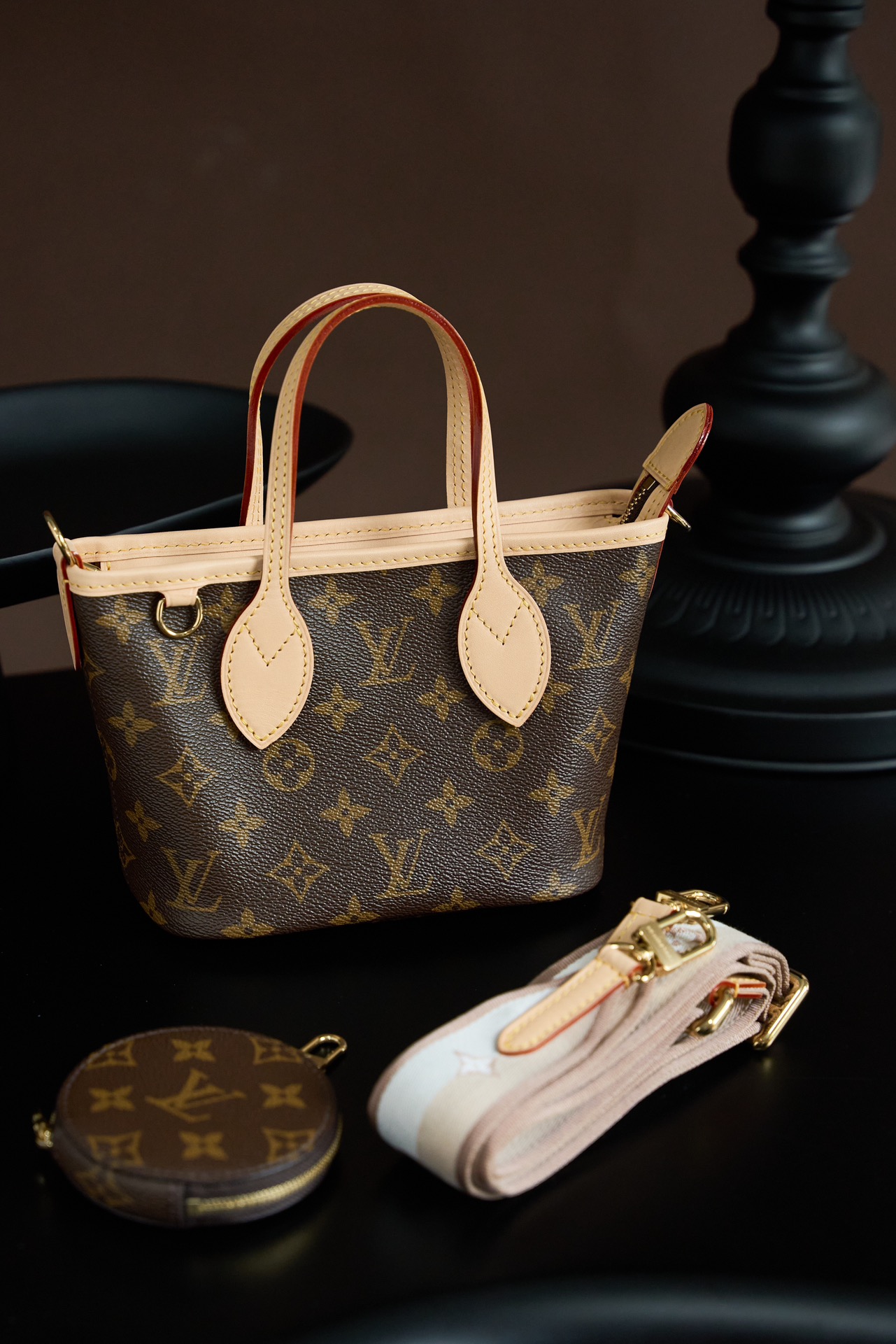 LOUIS VUITTON M46705 Neverfull BB Beige