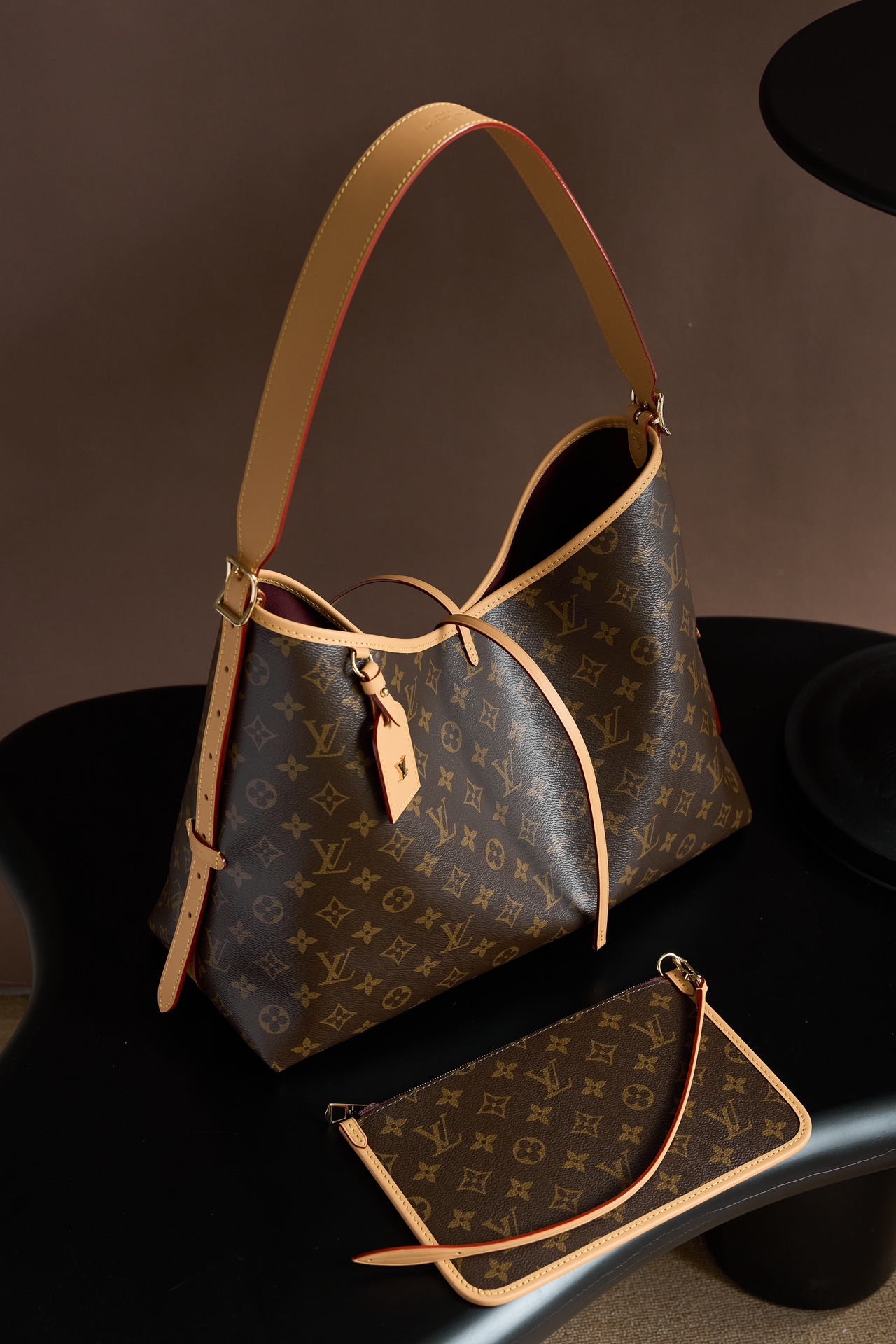 LOUIS VUITTON M46197 CarryAll MM Monogram coated canvas