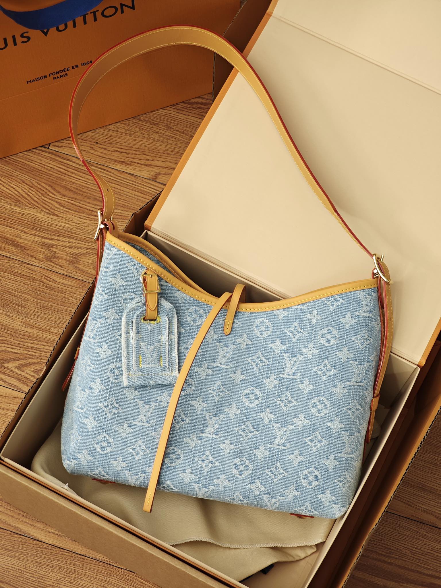 LOUIS VUITTON M11462 CarryAll PM Sky Blue Denim