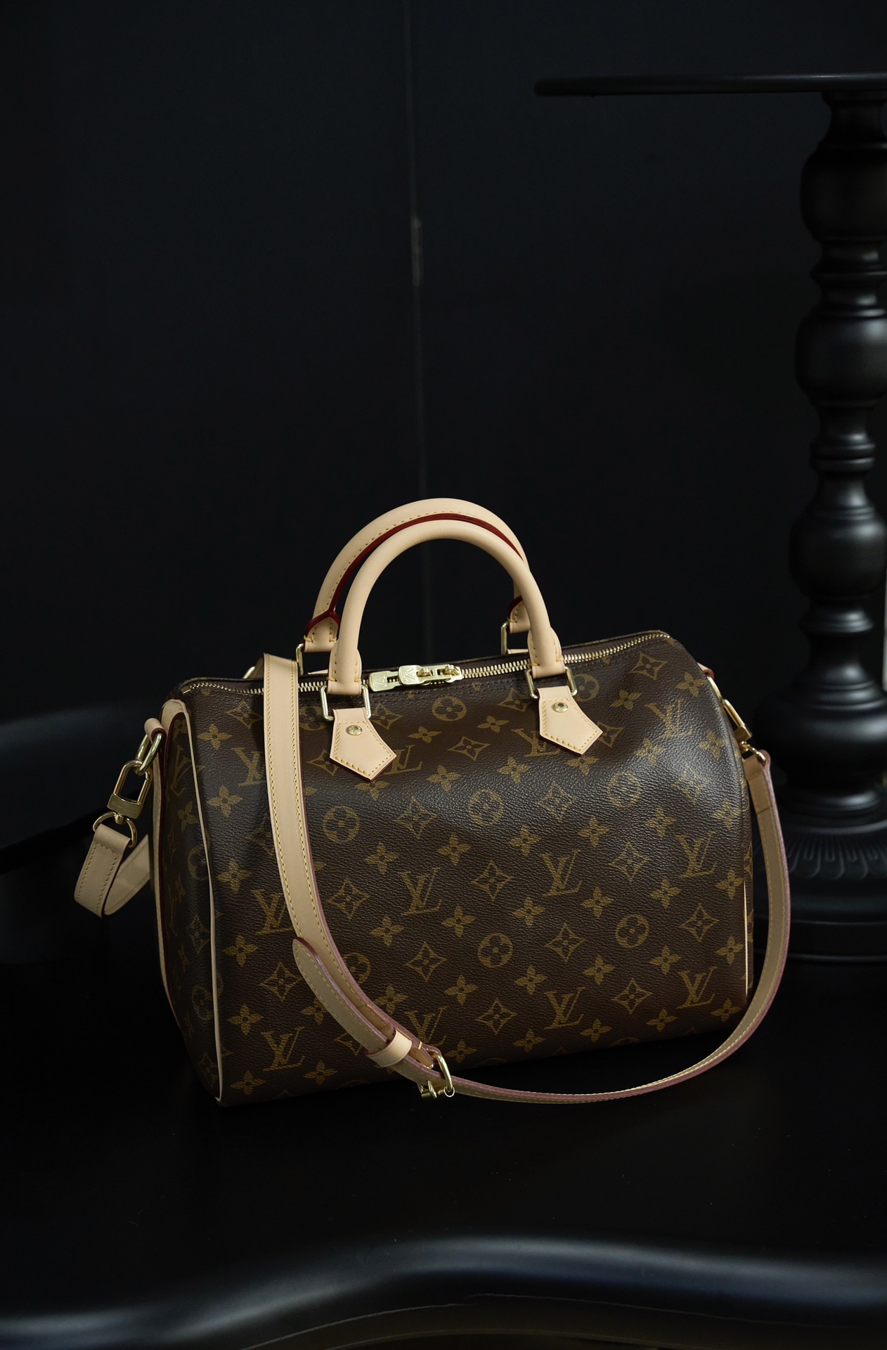 LOUIS VUITTON M1112 Speedy Bandoulière 30 Monogram coated canvas