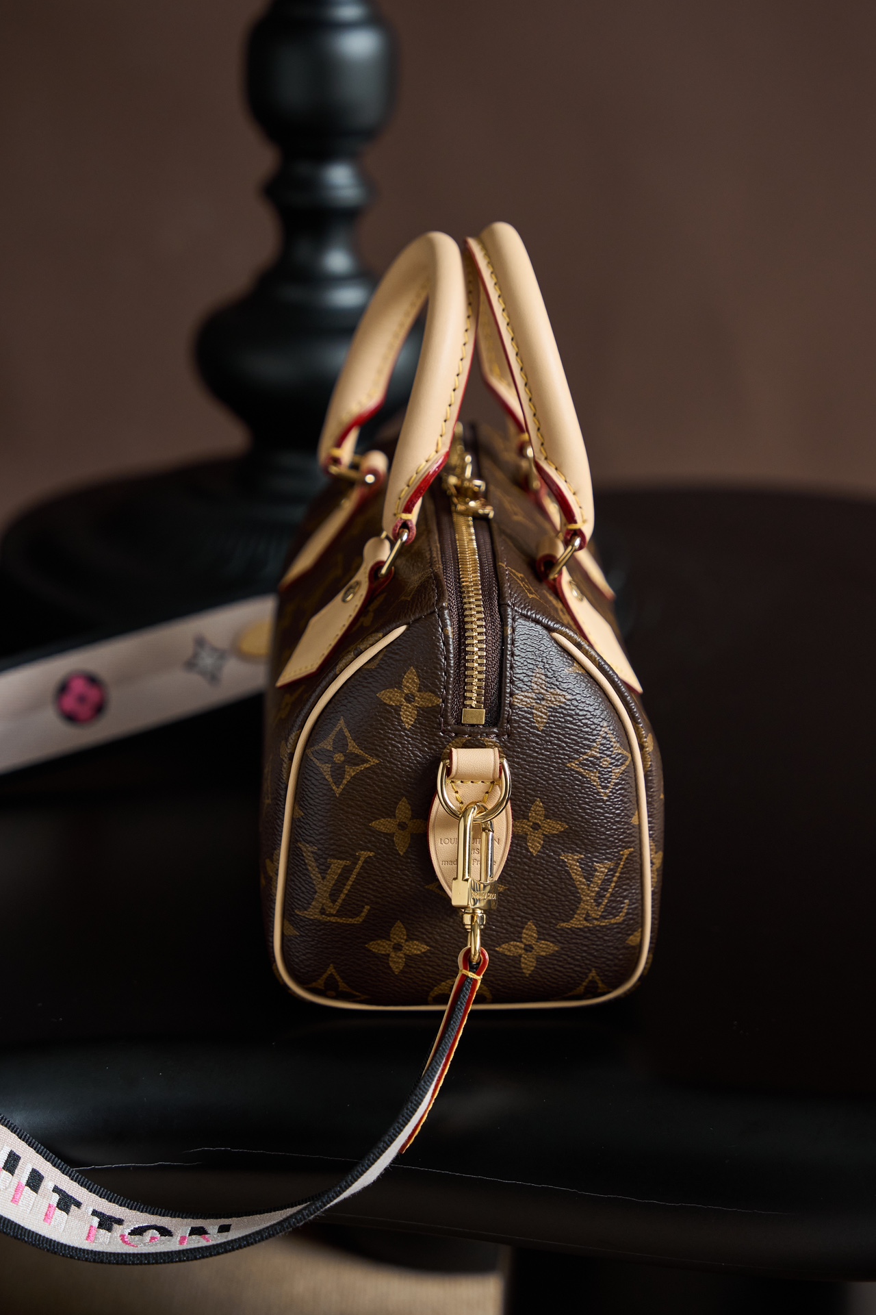 LOUIS VUITTON M46234 Speedy Bandoulière 20 Black Strap