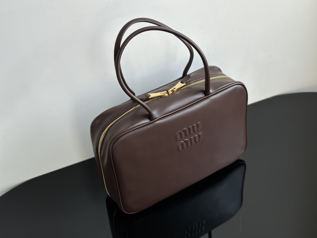 MIU MIU Large Leather Beau bag Briarwood