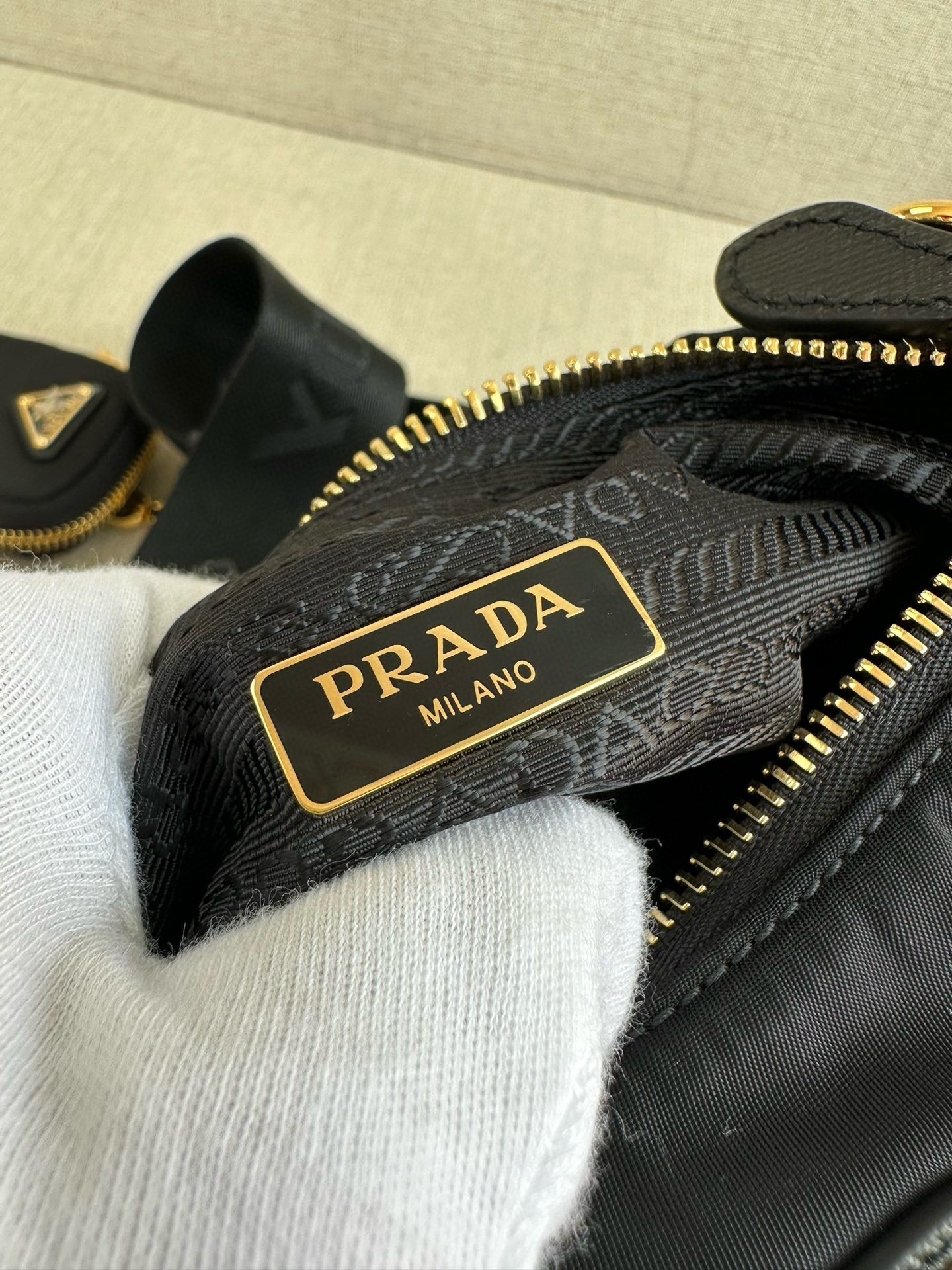 PRADA Re-Edition 2005 Re-Nylon bag Black/Gold Hardware