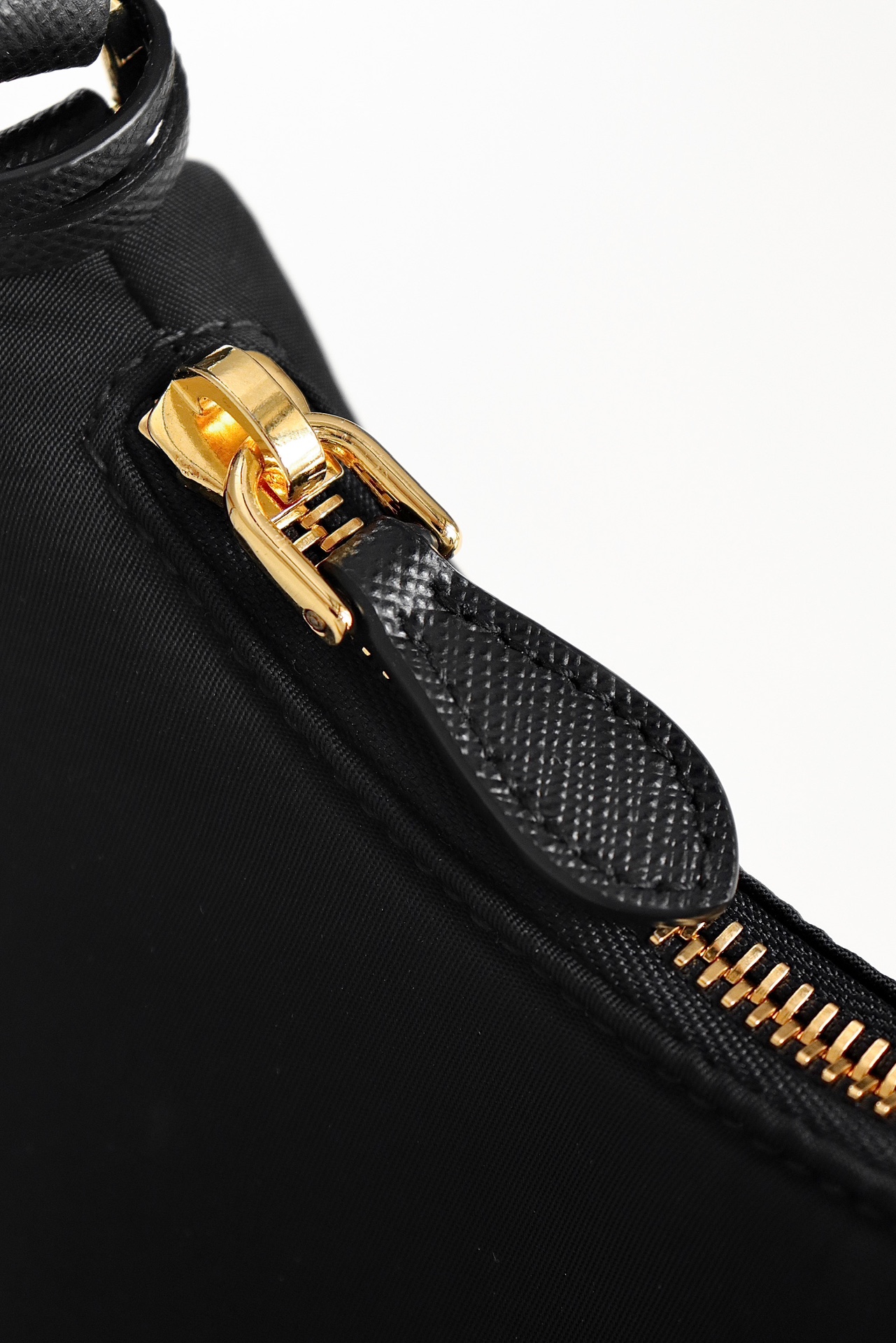 PRADA Re-Edition 2005 Re-Nylon and Saffiano mini bag Black/Gold Hardware