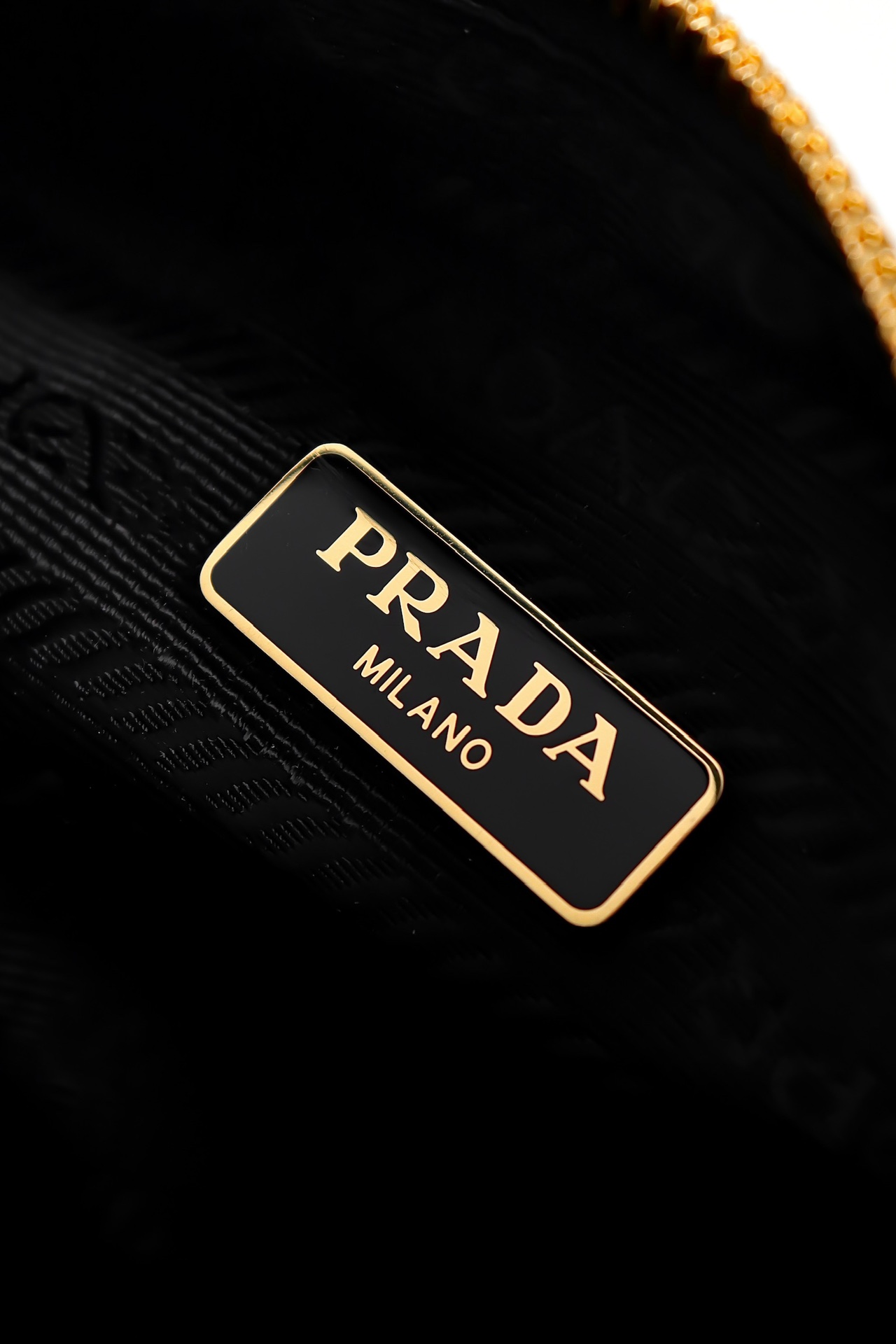 PRADA Re-Edition 2005 Re-Nylon and Saffiano mini bag Black/Gold Hardware