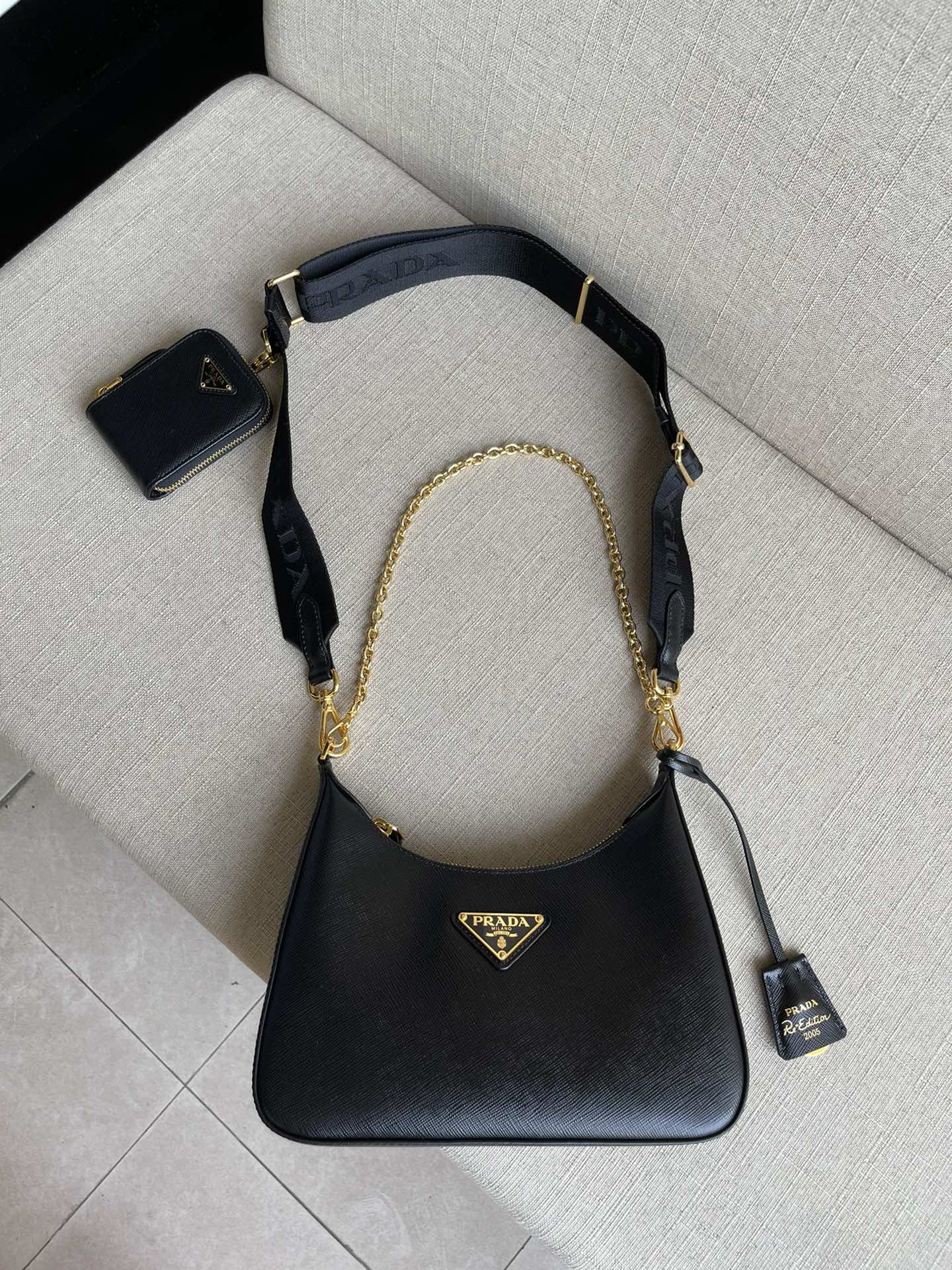 PRADA Re-Edition 2005 Saffiano leather bag Black/Gold Hardware