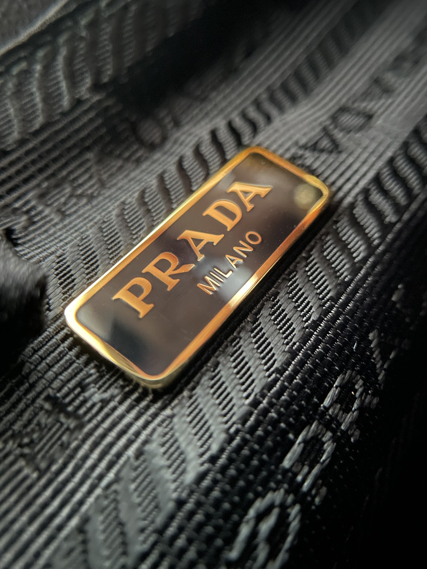 PRADA Re-Edition Saffiano leather mini bag Black/Gold Hardware