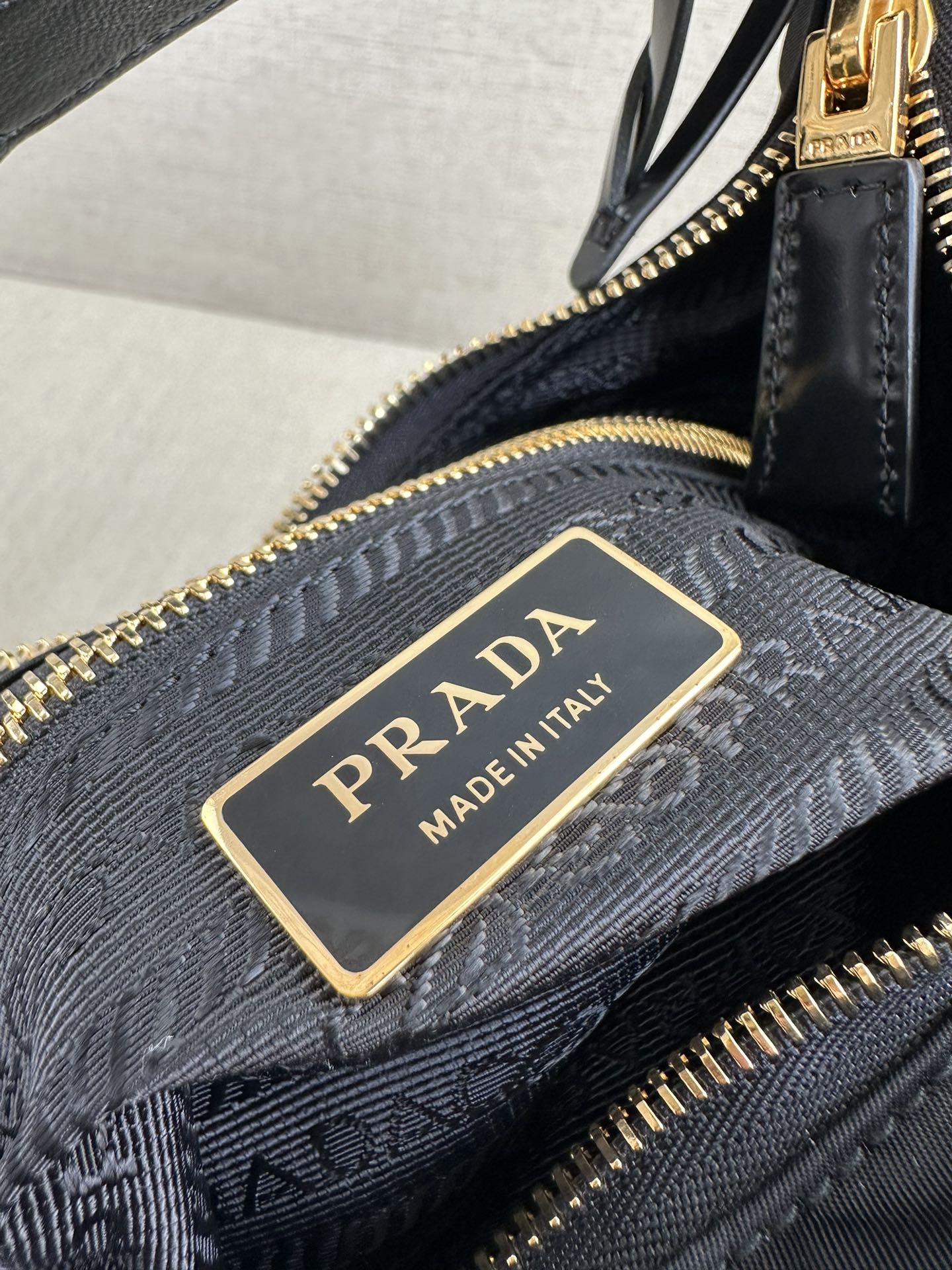 PRADA Re-Edition 2002 Re-Nylon and brushed leather shoulder bag Black/Gold Hardware