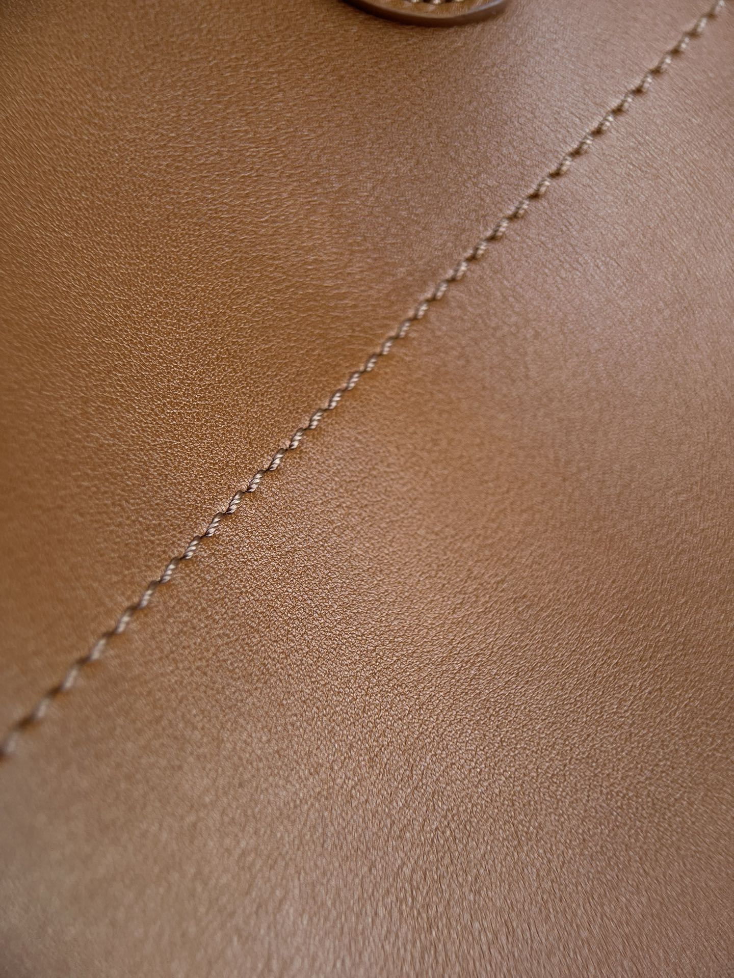 THE ROW Soft Margaux 15 Bag in Leather Cuir/Gold Hardware